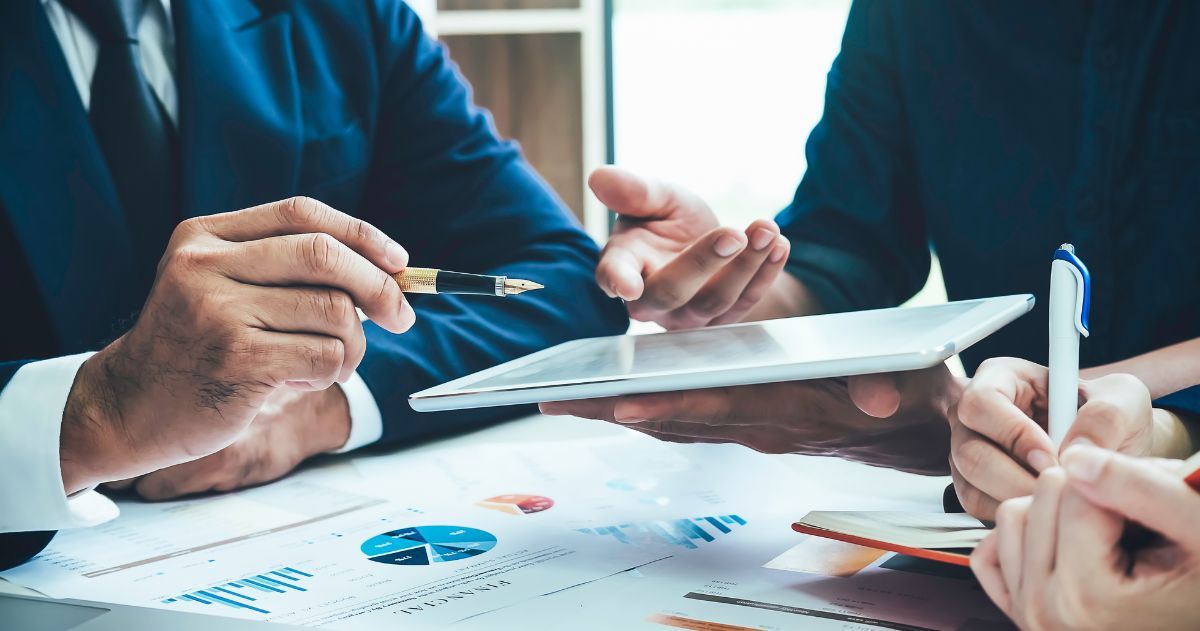 ¿Qué es un Key Account Manager? Las Claves del nuevo KAM. Más allá de la “regla” 80/20… 1 key-account-manager-sales-business-school