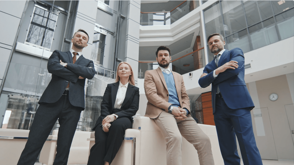 ¿Cómo incentivar al equipo comercial? Bonus versus comisiones 1 Bonus versus comisiones. ¿Cómo incentivar al equipo comercial?